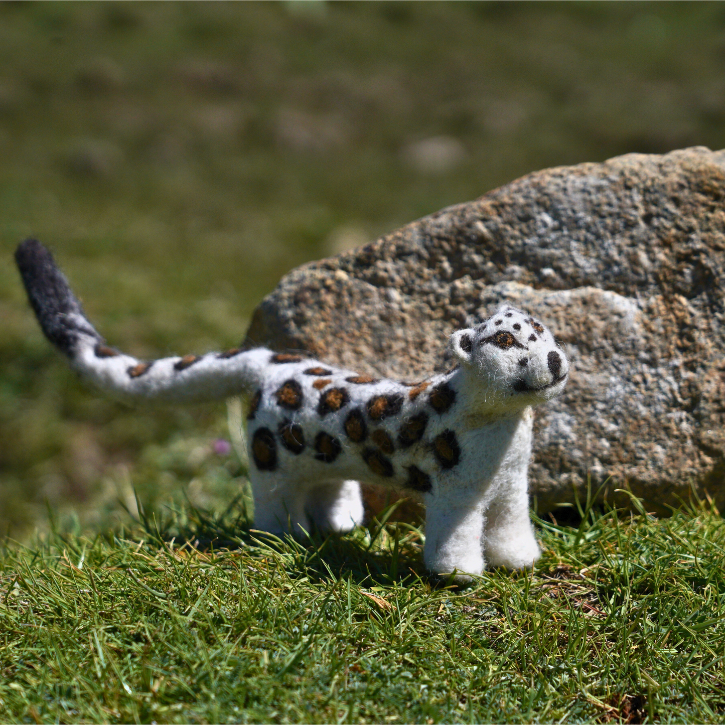 Snow Leopard – Needle-Felted by Ladakhi Farmers
